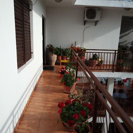 Apartmani Dado Ulcinj Exterior foto